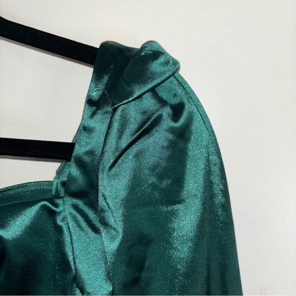 Fashion Nova Green Puff Sleeve Crop Blouse Size XS - Picture 8 of 15